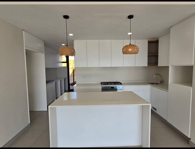 2 BEDROOM HOUSE FOR SALE IN SHAKAS ROCK